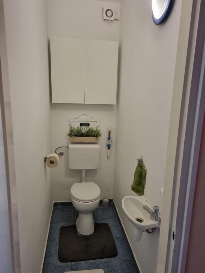 Tudor Apartman Szeged Eksteriør bilde